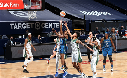 WNBA2024年9月20日山猫vs火花比赛精彩集锦