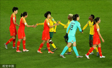 中国女足首次夺得世界冠军的历史时刻（中国女足首夺世界冠军）
