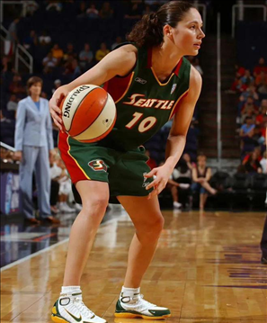 WNBA：2024年10月11日 自由人vs山猫 比赛直播全场录像回放