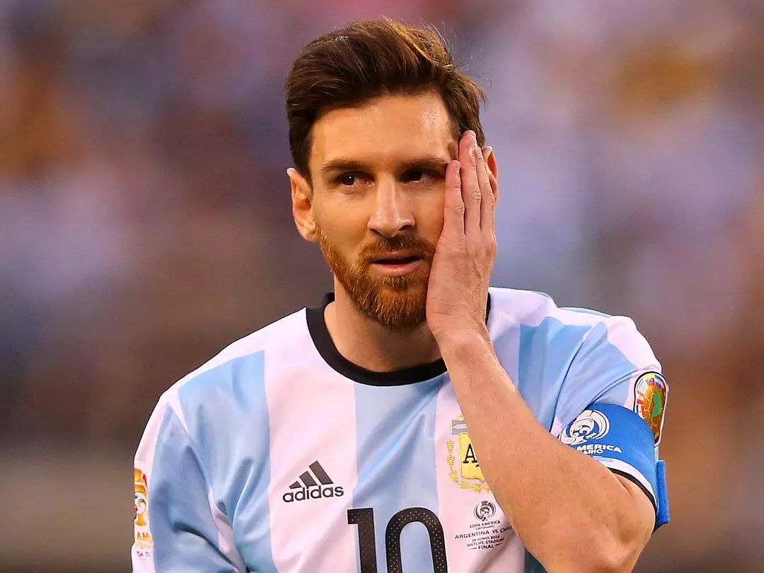 梅西为阿根廷续命，带领球队晋级世界杯
